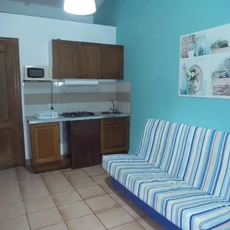 Golden Life Apartment