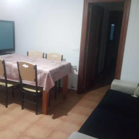 Golden Life Apartment *